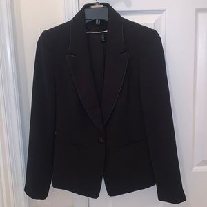 WhiteHouse blackmarket fitted black blazer size 0